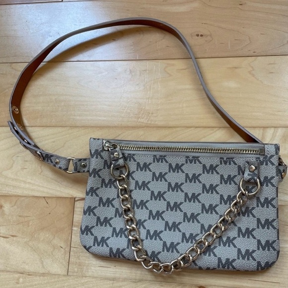 Michael Kors Monogram Crossbody Bag with Chain - Picture 1 of 5